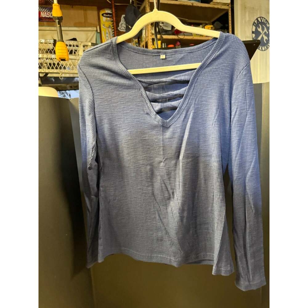 Women's Unbranded Blue Ribbed Criss-Cross V-Neck Long Sleeve Tee Size L